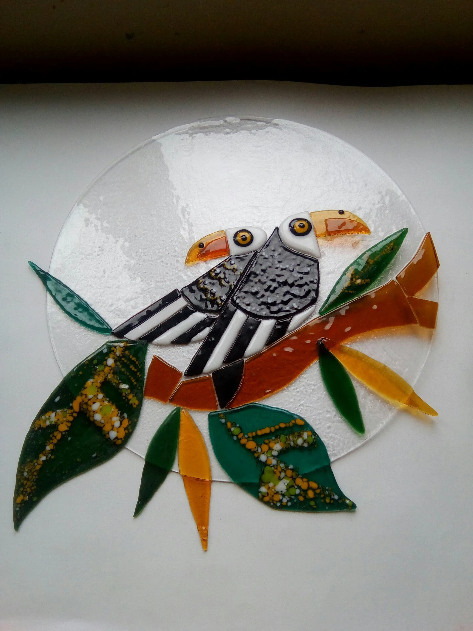 Фьюзинг: туканы на ветке